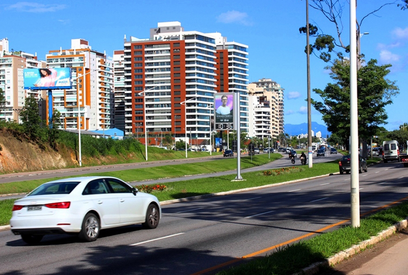 mastermidia-frontlight-outdoor_0072_207-2